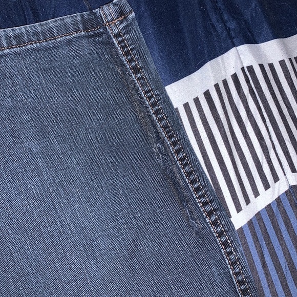 Jeans - Picture 4 of 4